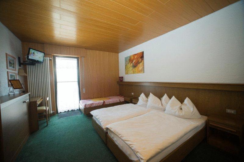 Albergo Deva Riva Zewnętrze zdjęcie